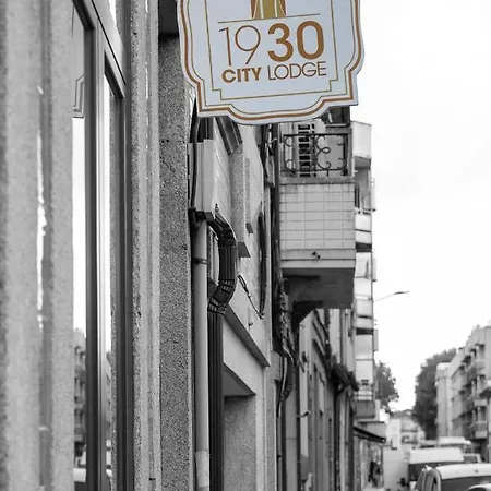 1930